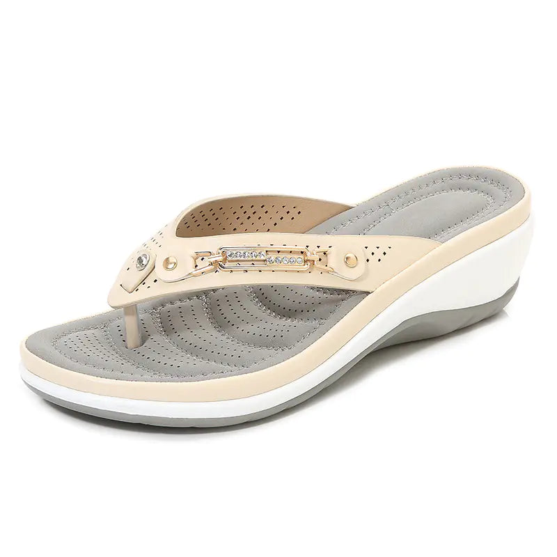 Women's  Sandals with Metal Buckle Design