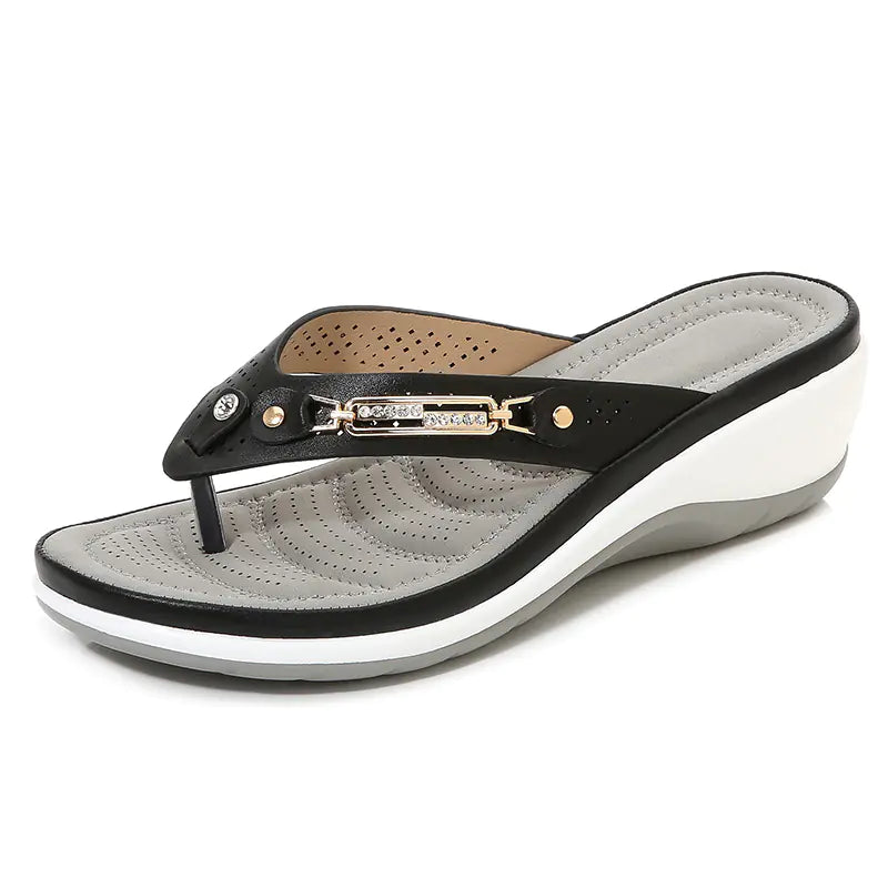Women's  Sandals with Metal Buckle Design